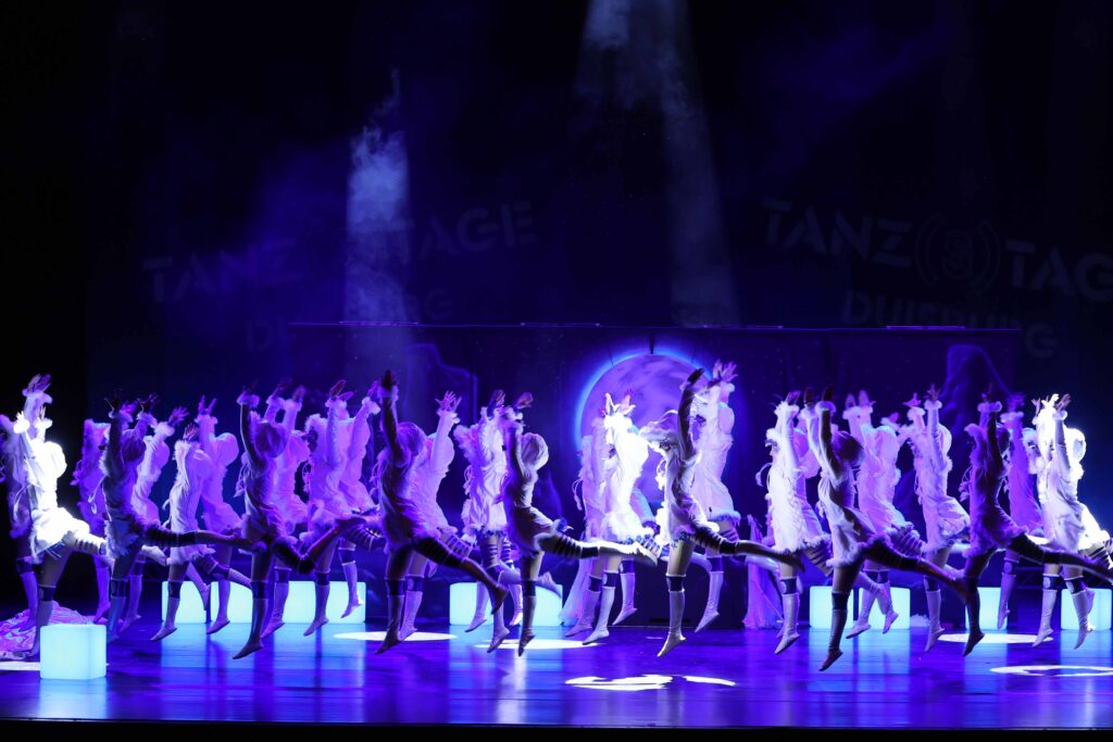 Tanzszene aus dem Tanz Eiskalt